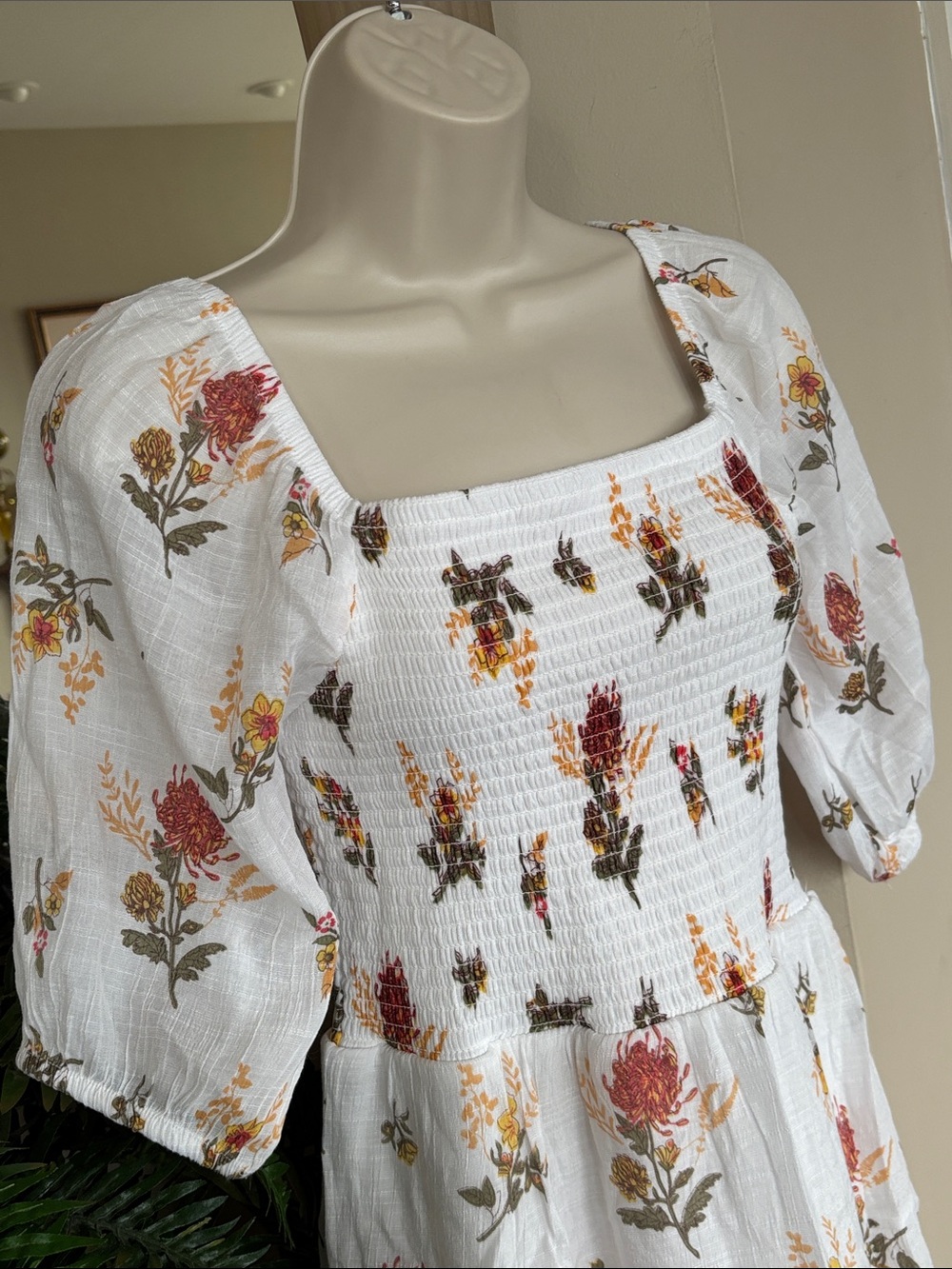 J. Gee White Boho Floral Tiered Maxi Dress Smocked Bodice Ruffle Puff Sleeves - Picture 8 of 15